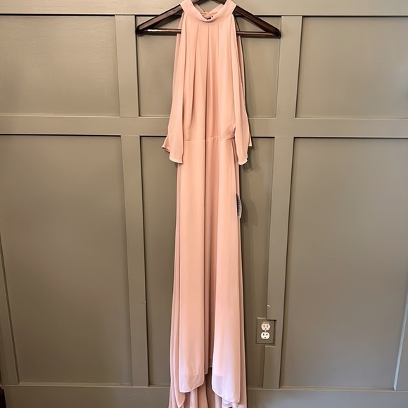 LULU'S Loving Moment Blush Cold-Shoulder Cutout Halter Maxi Dress SIze Small NWT - Picture 1 of 16